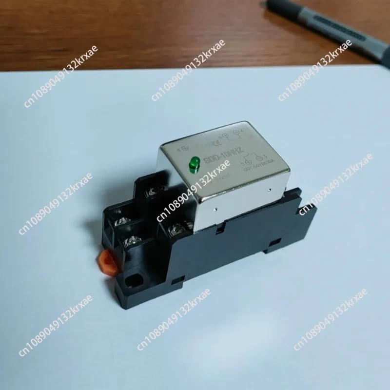 Ultra small miniature indicator light, two normally open 10A DC solid-state relay rail installation SDD-10HHZ silvery