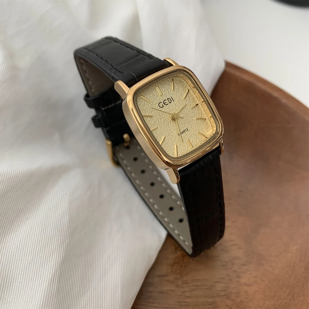 Fashion Temperament Vintage Square leather Quartz Watch For women's girl Student gift  Women's accessories