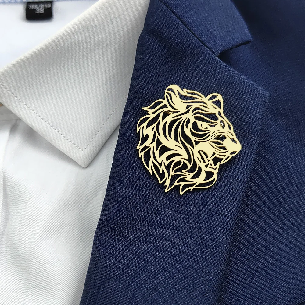 Hollow‑out Roaring Lion Head Brooch 18K Gold Plated 316L Stainless Steel Animal Lapel Pin Suit Collar Metal Badge Jewelry