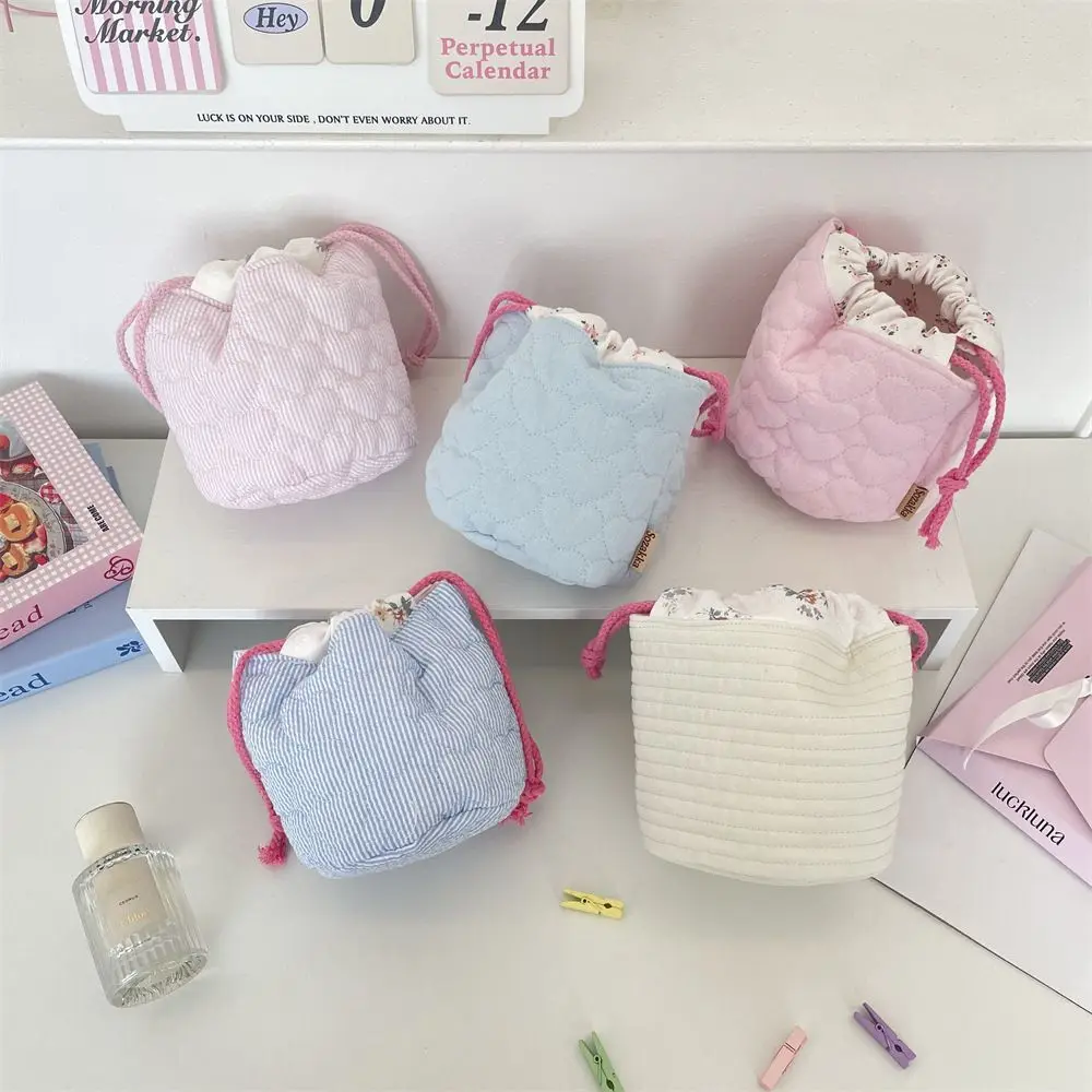 Splicing drawstring storage bag, cylindrical printed makeup bag, quilted striped portable desktop drawstring toiletry bag
