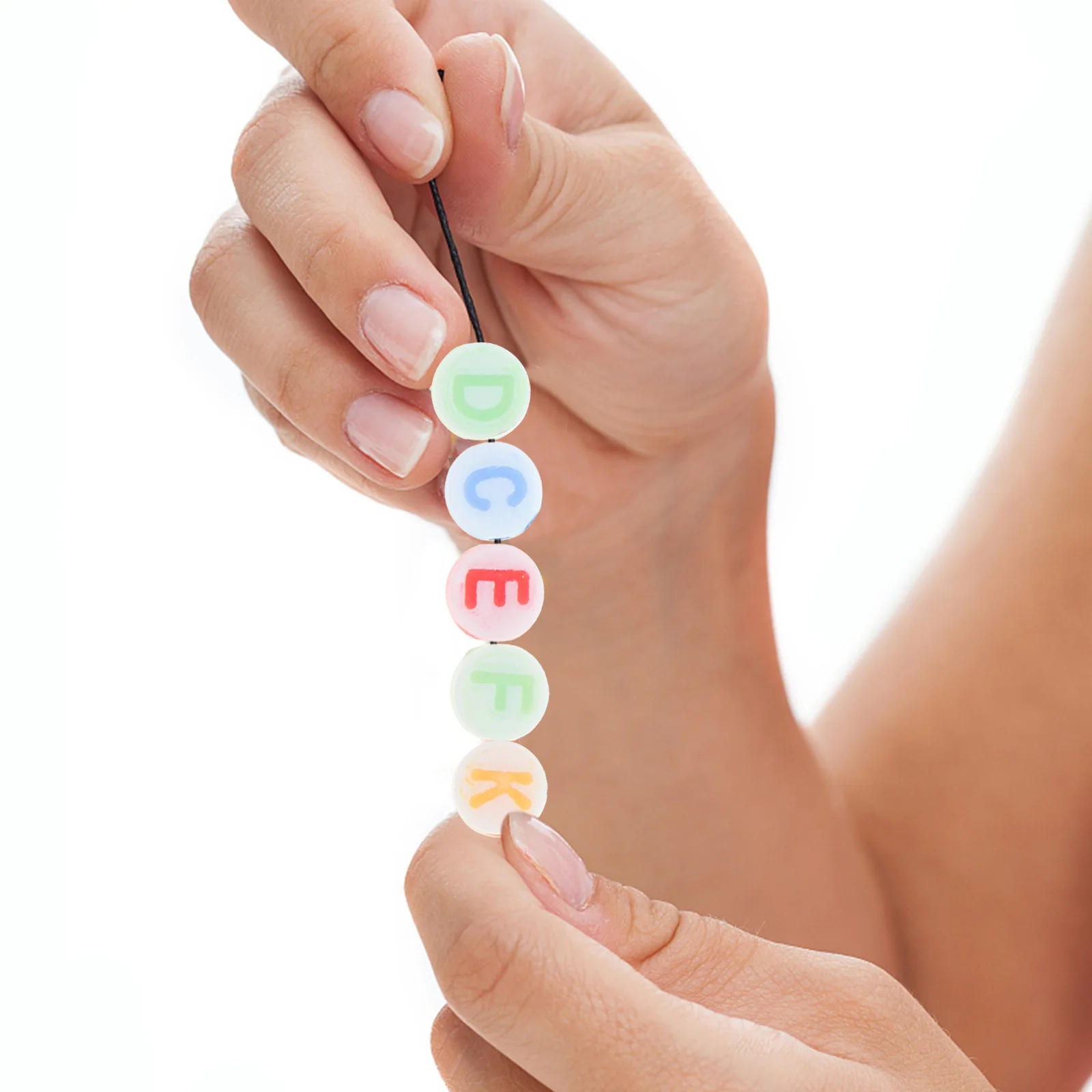 

200Pcs 7mm Round Letter Beads Multicolor Acrylic Double Sided Alphabet Carved for DIY Bracelets Necklaces Spacer