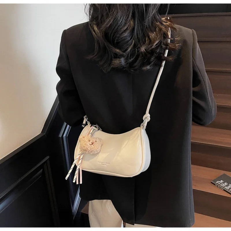 

High-End Minimalist Unique Crossbody Bag For Women Featuring Solid Color And Best Superstar Show Elegance
