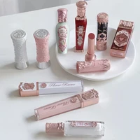 Brillo de Labios Flower Knows Colección Completa Aceite Labial con Color Vegano Hidratante Maquillaje de Labios para Mujeres y Chicas No Pegajoso con Brillo y Humectación