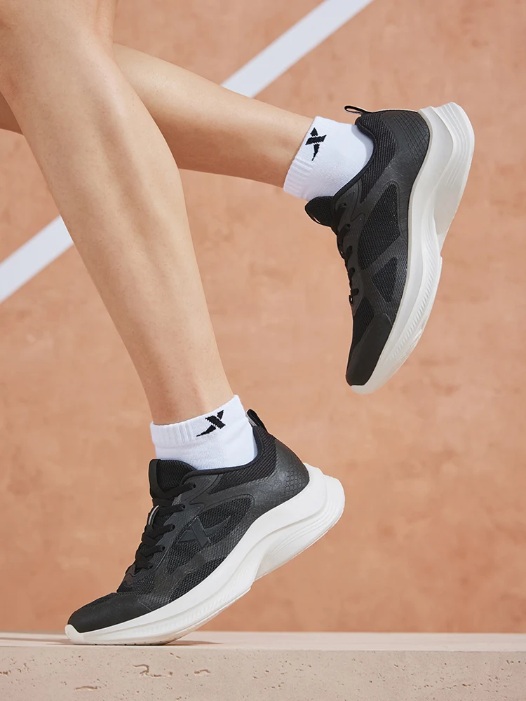 Damskie buty do biegania Xtep, letnie, elastyczna podeszwa, sportowe, eleganckie, mieszane kolory, lekkie, miękkie sneakersy 876218110018 — zdjęcie 2