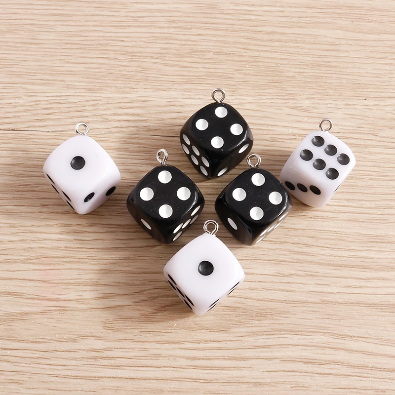 10 stücke 16x16mm niedlichen Harz Würfel Charms Anhänger für Schmuck machen Tropfen Ohrringe Halskette Armband DIY handgemachte Handwerk Zubehör – Detail 5