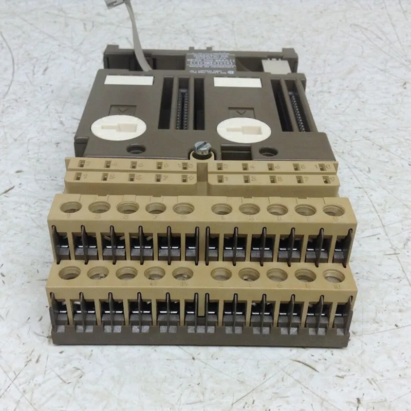 Módulo 6es5700-8ma11 em estoque