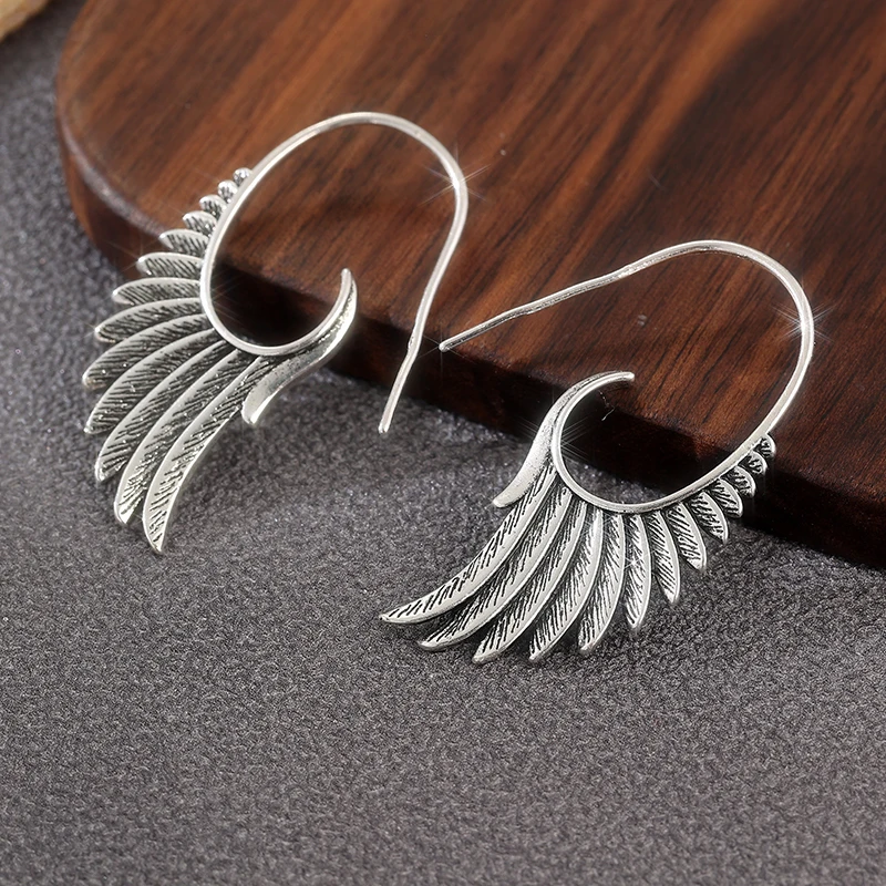 Vintage Punk Style Handmade Wing Shaped Hook Earrings for Women Fashion Classic Silvery Plated Festival Celebration Jewelry Gift