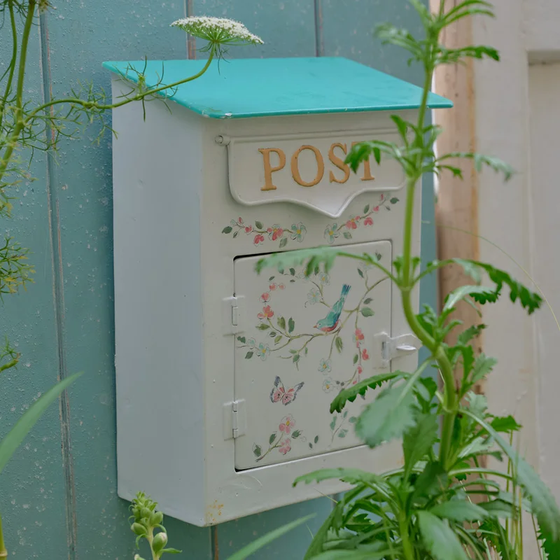 Farmhouse Wall Mounted Mailbox Metal Material Bird Pattern Leaving Message Outdoor Garden Decoration