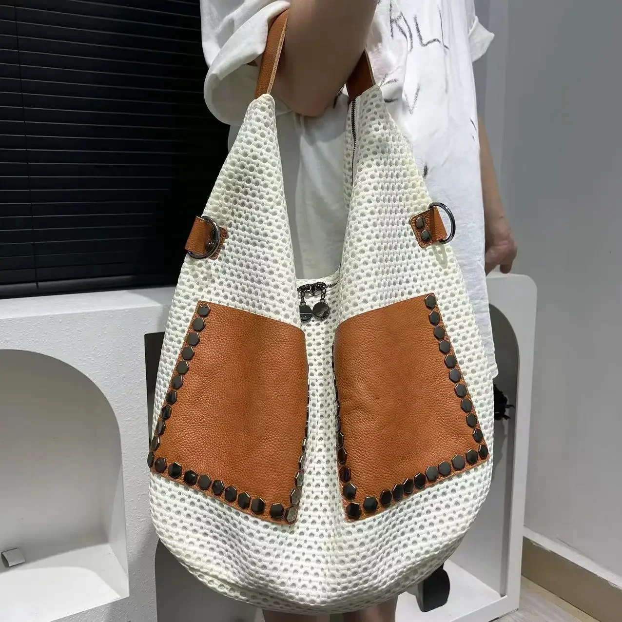 

Women's fashionable mesh spliced cowhide handbag, luxurious large capacity shoulder crossbody bag