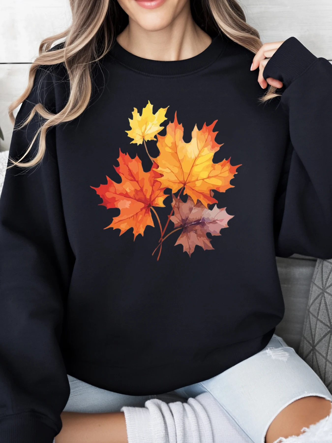 

Осенний свитшот с круглым вырезом и принтом листьев, женская повседневная одежда для активного отдыха, черный, больших размеров