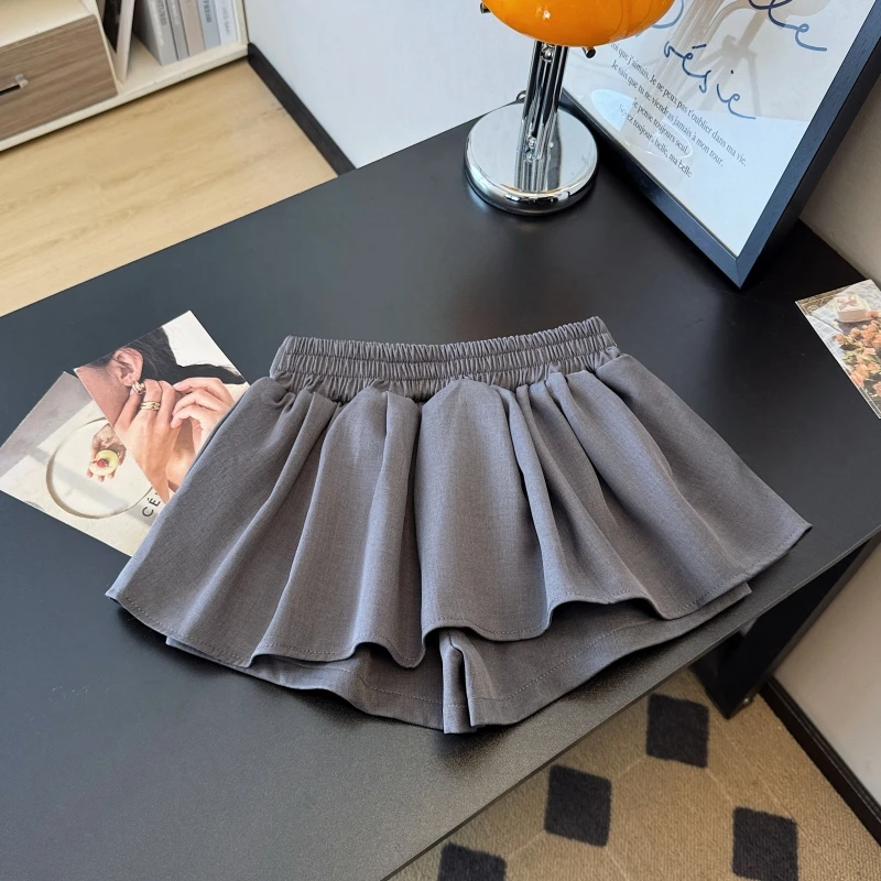 تنورة قصيرة كاجوال للسيدات باللون الرمادي والأسود بخصر مطاطي Y2K يابانية لطيفة هاراجوكو ستريت موضة جمالية للكلية تنورة صغيرة كلاسيكية