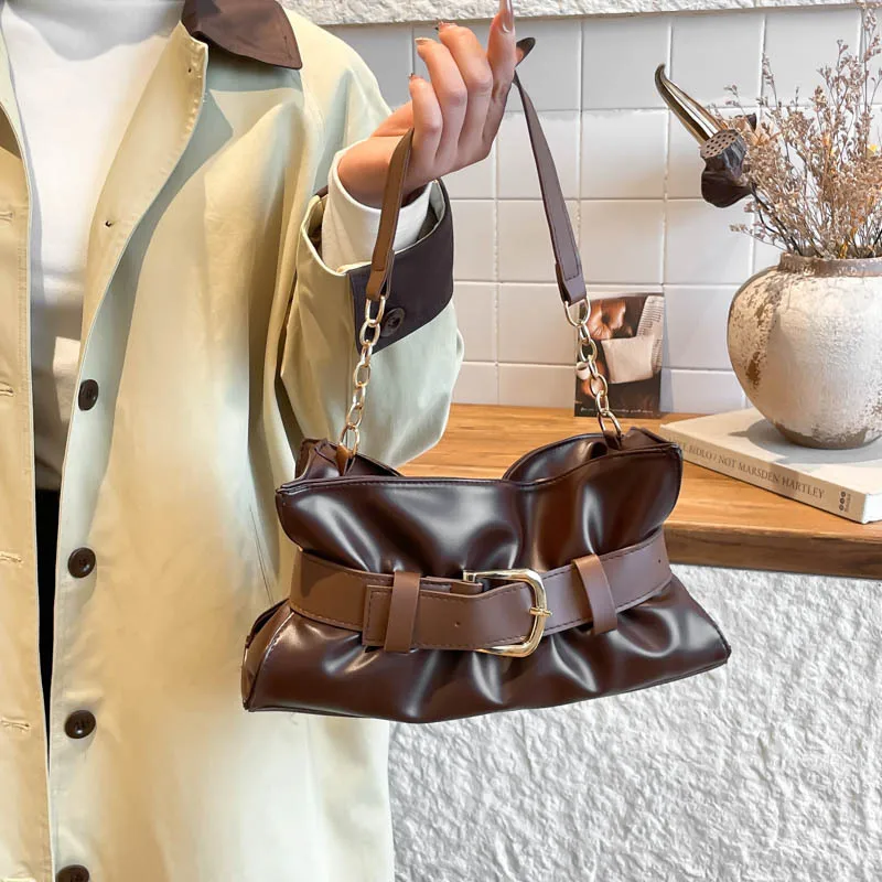 

Large Capacity Tote Bag, New High-end Texture Niche Commuting Large Bag, Belt Decorative Handbag