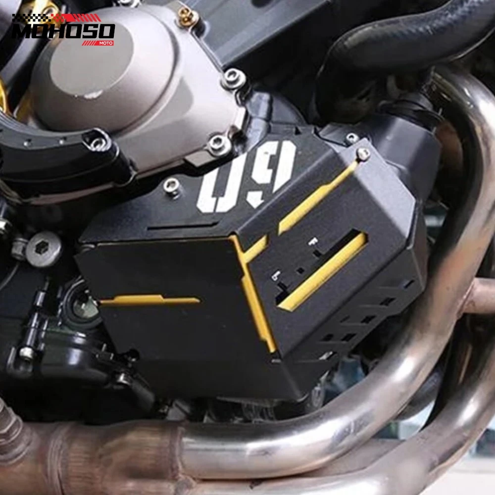 

Radiator Water Coolant Resevoir Tank Shield Guard Cover Accessories For Yamaha FZ-09 FZ09 FJ-09 FJ09 XSR900 MT09 Tracer 900/9 GT