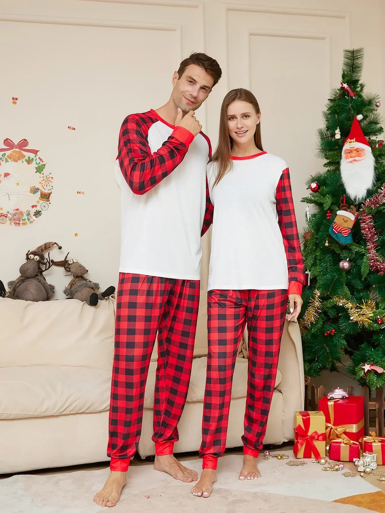 Conjunto de pijamas a juego de Navidad para niños y adultos, Pelele de bebé y perro, ropa de dormir a cuadros en blanco, aspecto familiar, 2024