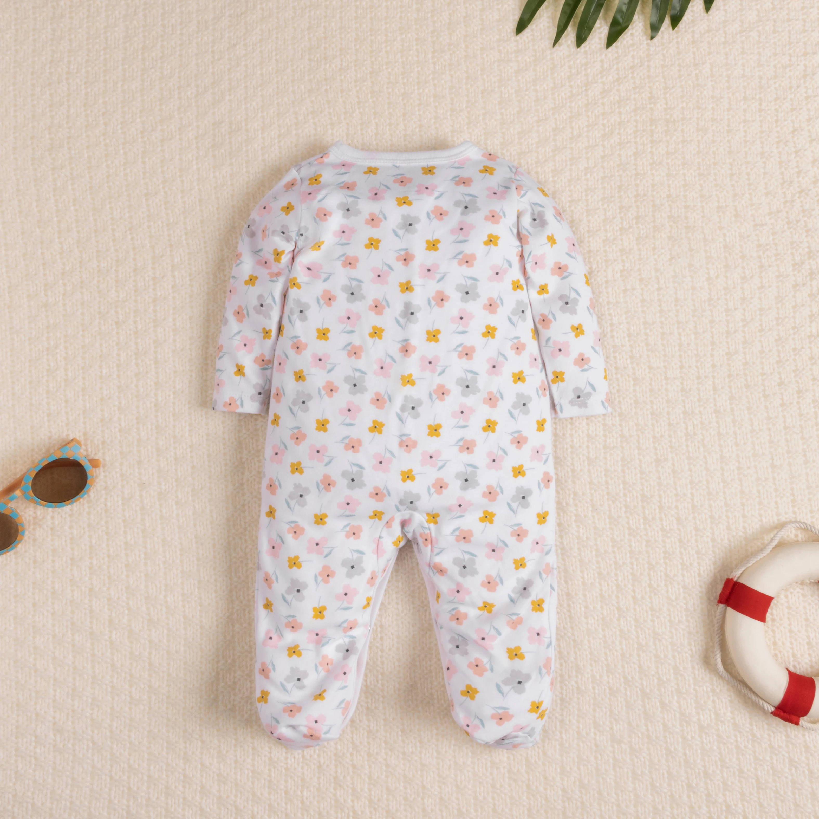 Cozy Long Sleeve Footed Onesie for Newborns, Infant's Clothing, Soft Baby Clothes Romper.