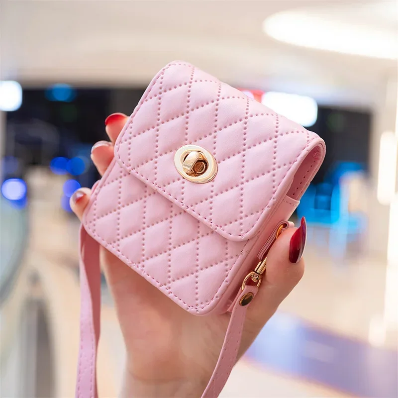 For Motorola Razr 70 60 50 40 Ultra Case Luxury Matte Leather Crossbody Lanyard Mini Bag Shockproof Protection Cover Accessories