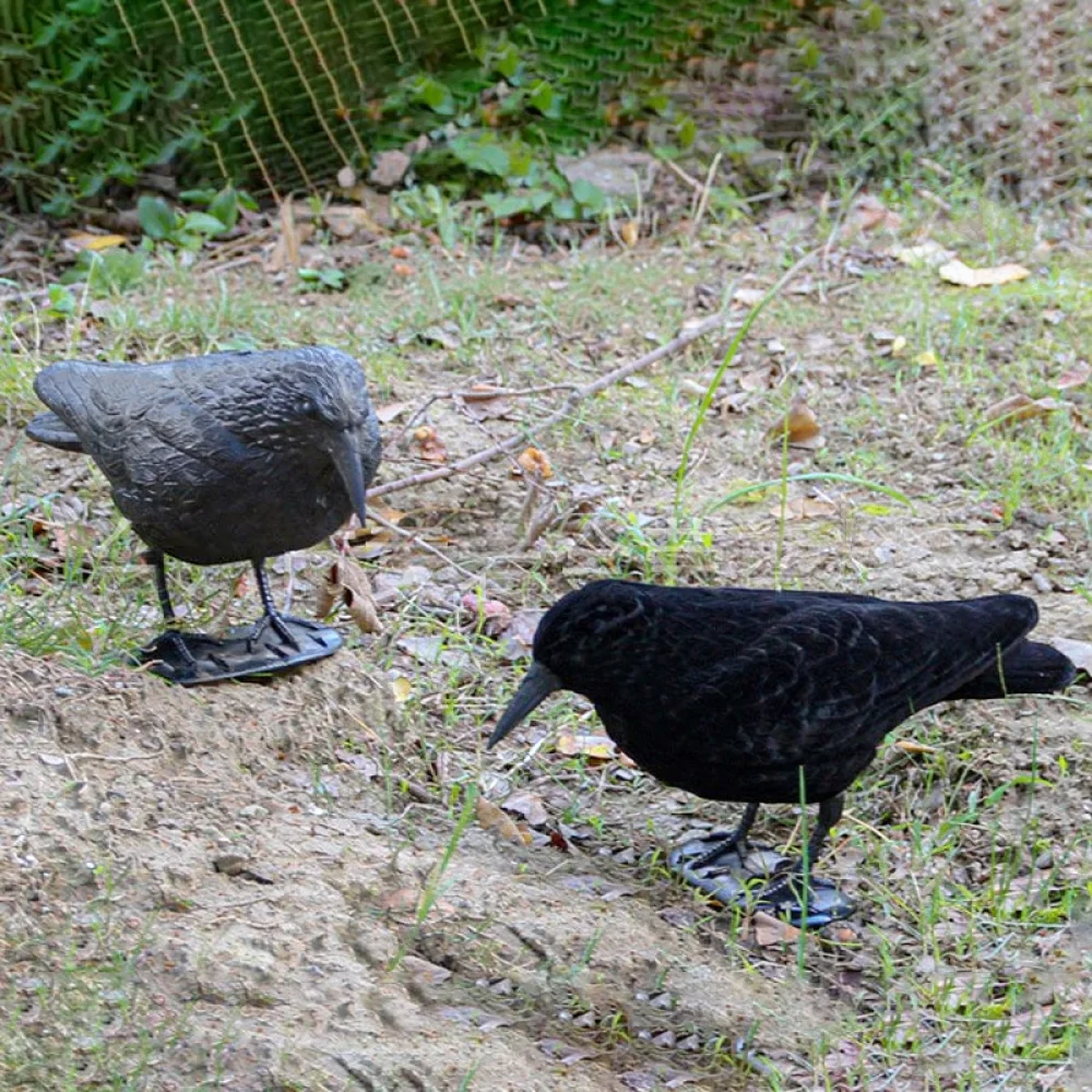 Realistic Crow Decoy Garden Ornament Bird Deterrent Outdoor Statue Yard Decoration Halloween Party Prop Craft