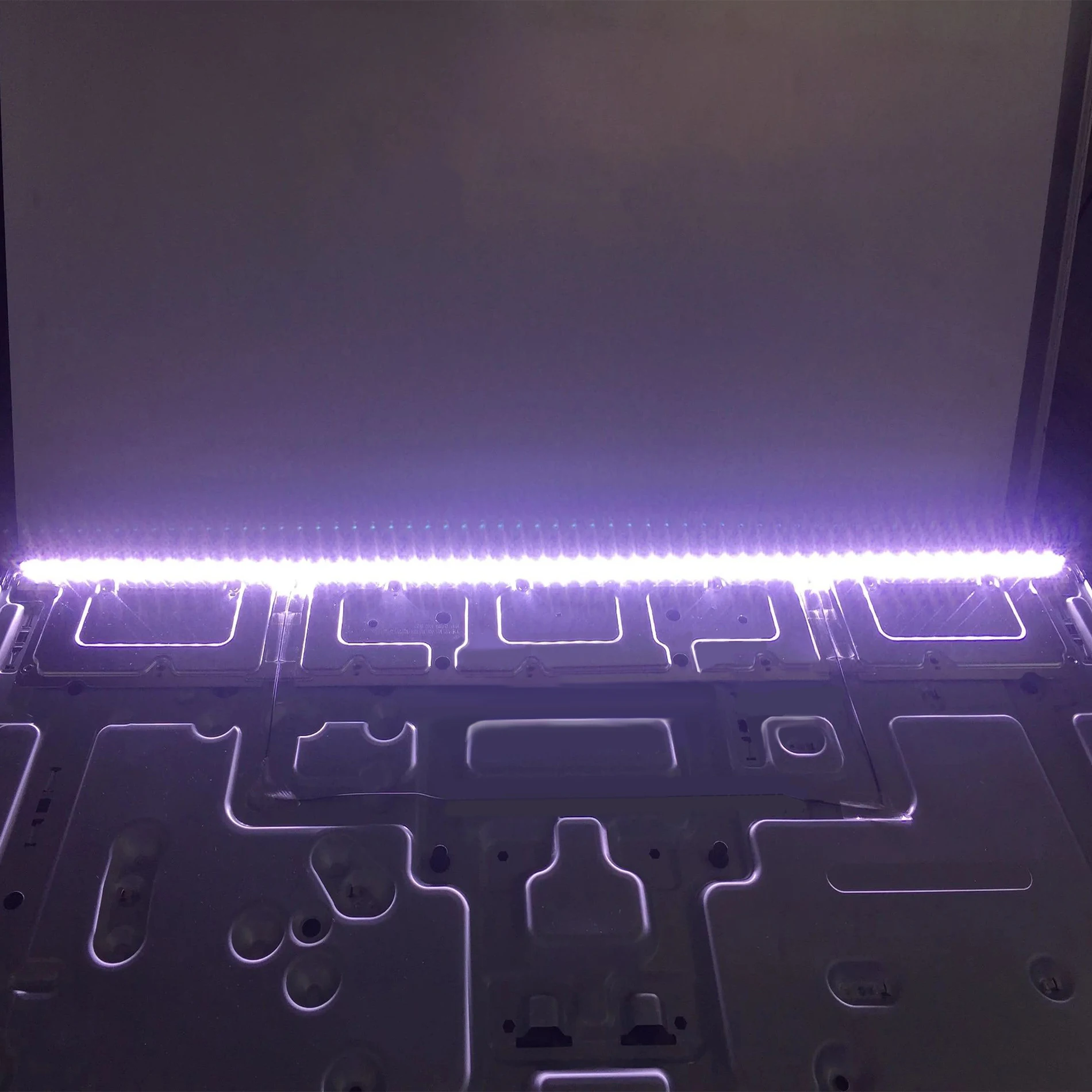 Светодиодная панель (2 для UE43NU7192U UE43NU7190S UE43RU7092 UN43RU7400G UE43N5540AU CY-NN043HGNV2H CY-NN043HGNV1H UE43NU7022 UN43RU7100F