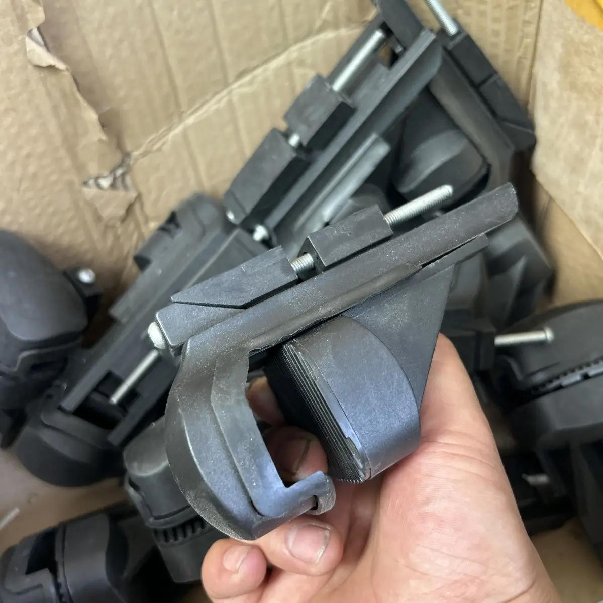 Crossbar Paw for Car Roof Crossbars, Rack Fix Clip, Luggage Rack Crossbar Fixing Buckle, Van Rain Trough Card Connect Accessory