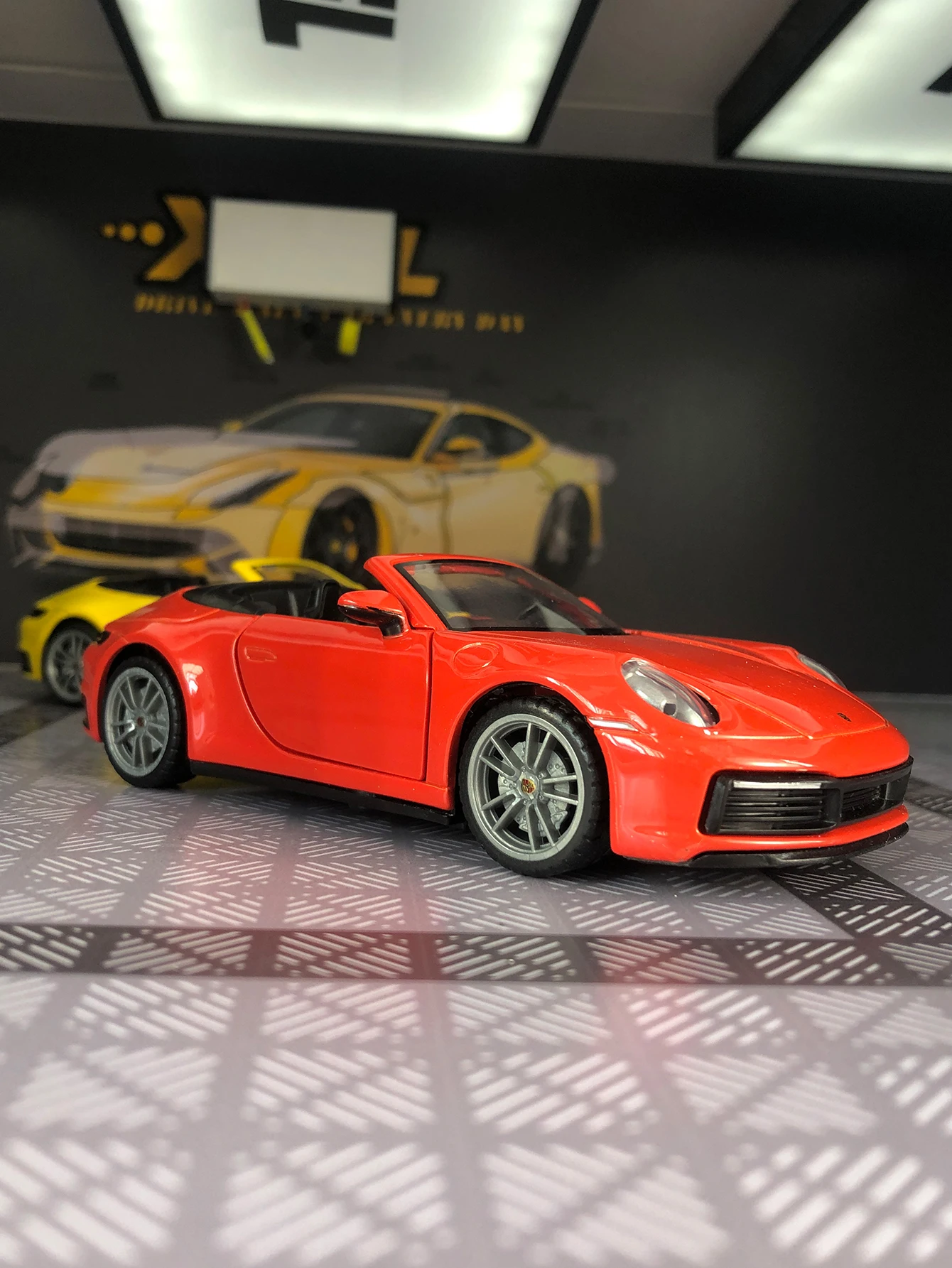 1: 32 محاكاة سبائك الزنك بورش 911 كاريرا، نموذج ثابت، سيارة هدية معدنية قابلة للجمع #5