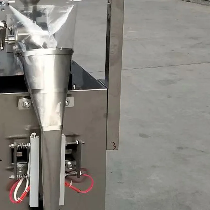 

Sauce Bag Making Machine High-Capacity Pneumatic Quantitative Packaging Machine Adjustable Capacity