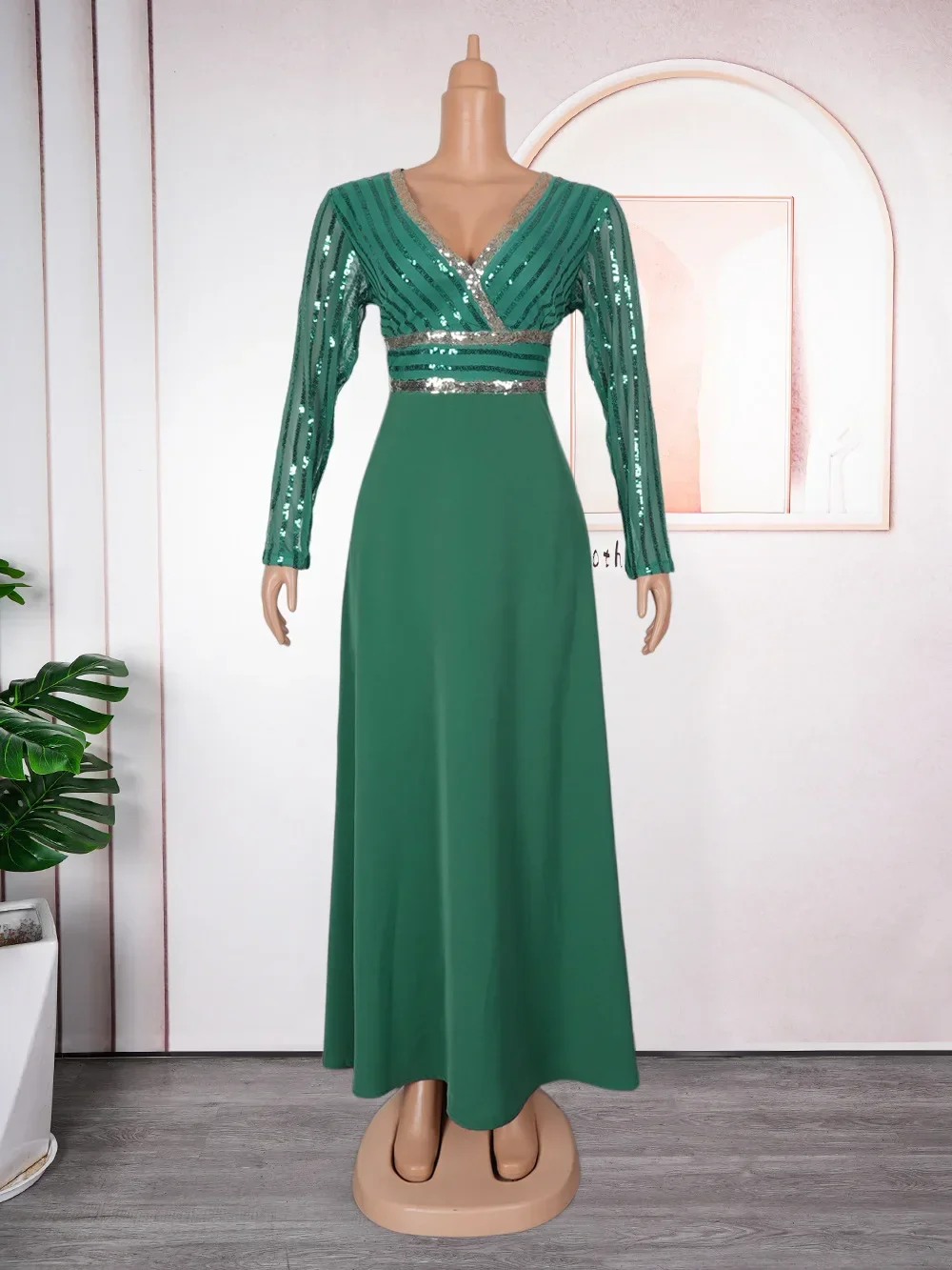 

Fashion Plus Size African Party Wedding Dresses for Women Sequins Dashiki Ankara V-Neck Evening Gown Turkey Robe Africa Clothes