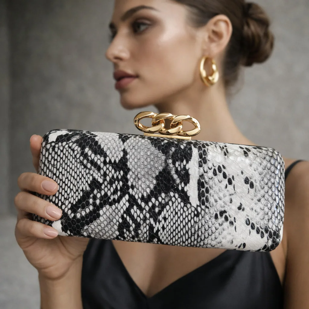 

2026 New Fashion Women's Woven Evening Bag Elegant Clutch Purse Faux PU Snake Pattern Chain Small Shoulder Crossbody Bag
