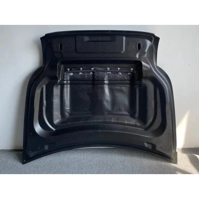 Factory Hot Selling High Quality Real Carbon Fiber Dry  Hood For KN Style  Land Rover Defender 90 110 Engine  Body Kit Accessori