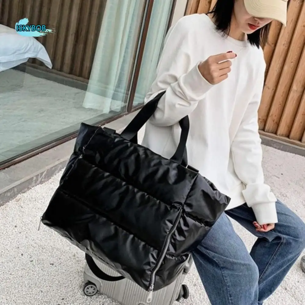 

Simple Solid Color Travel Tote Bag Large Capacity Nylon Gym Sports Bag Soft Shoulder Foldable Yoga Mat Bag Men