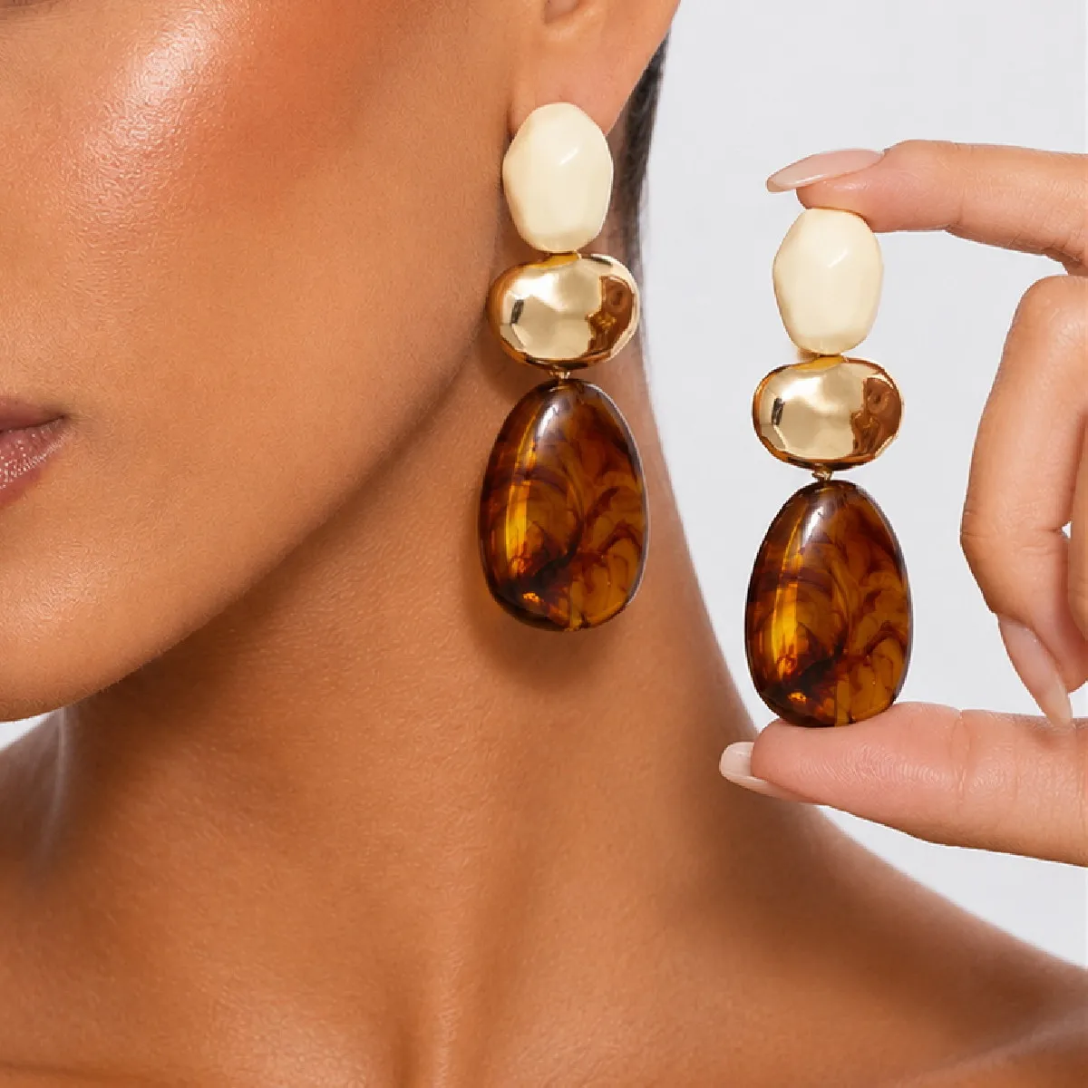 Cream Pebble Metal Block Amber Drop Earrings Geometric Layered Resin Dangle Ear Ring Bold Vintage Runway Statement Jewelry Women