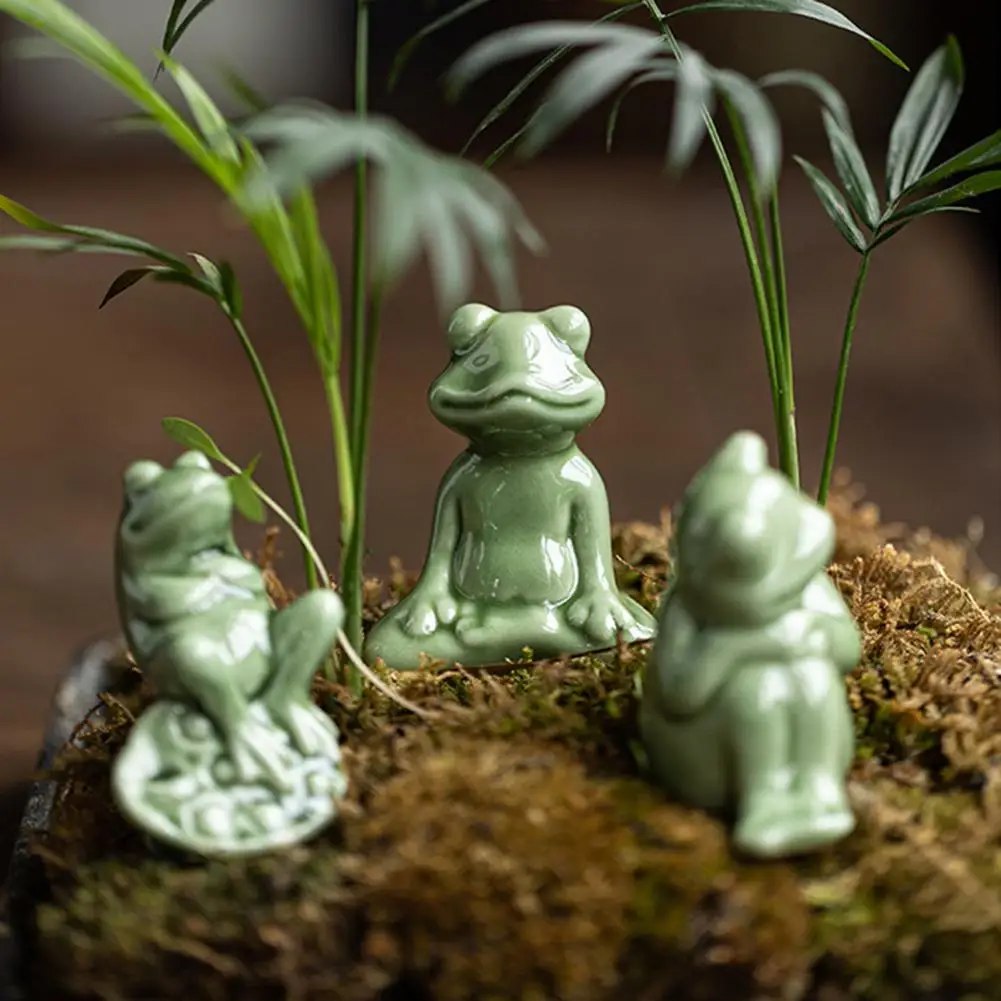 Frog Toilet Bolt Cover Ceramic Frog Figurine Toilet Floor Bolt Cover Decorative Tea Pet Figure for Indoor Outdoor Garden