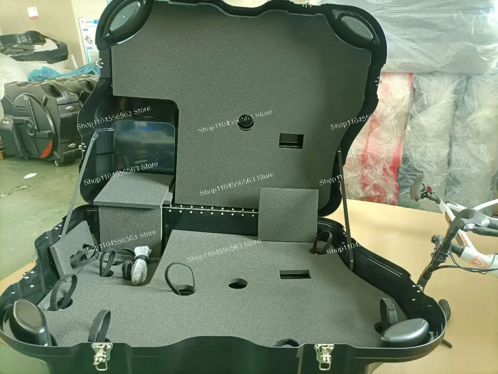 Hard Shell Bike Travel Case for Road Triathlon No Need Remove Handlebar Heavy Duty Packing Bag Universal Wheels Luggage Box