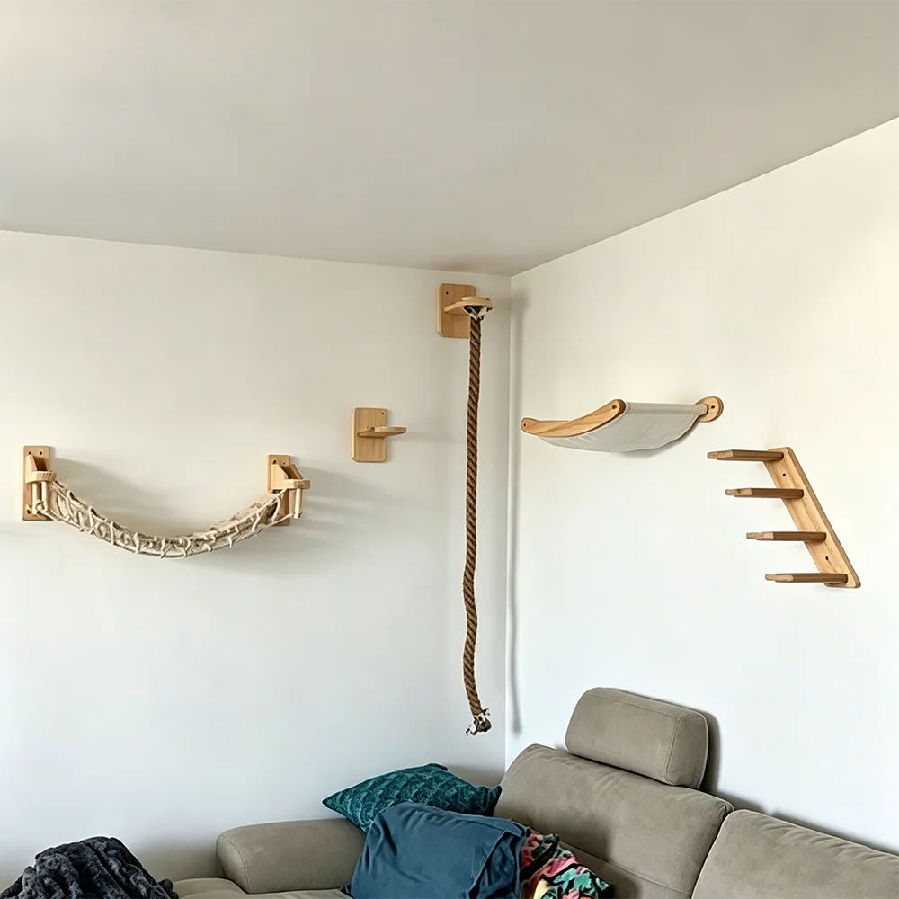 Parque trepador de pared para gatos: rascador con hamaca y casa