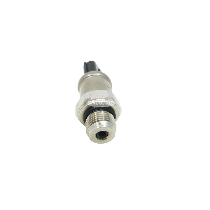 New High-quality Excavator EX120-5 EX220-5 EX160LC-5 Pressure Sensor Oil pressure sensing plug sensor 4436271