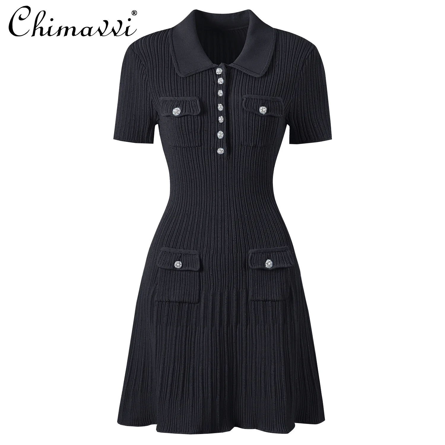 

Летнее платье 2025 года, новое высококачественное платье с короткими рукавами, модное облегающее темпераментное женское черное короткое трикотажное платье с лацканами