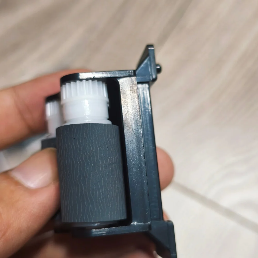 

5X JC93-00673A Pickup Feed Roller for SAMSUNG C1810 C1860 C2620 C2670 C2680 C3010 C3060 CLP415 CLP475 CLP680 CLX4195 CLX6260