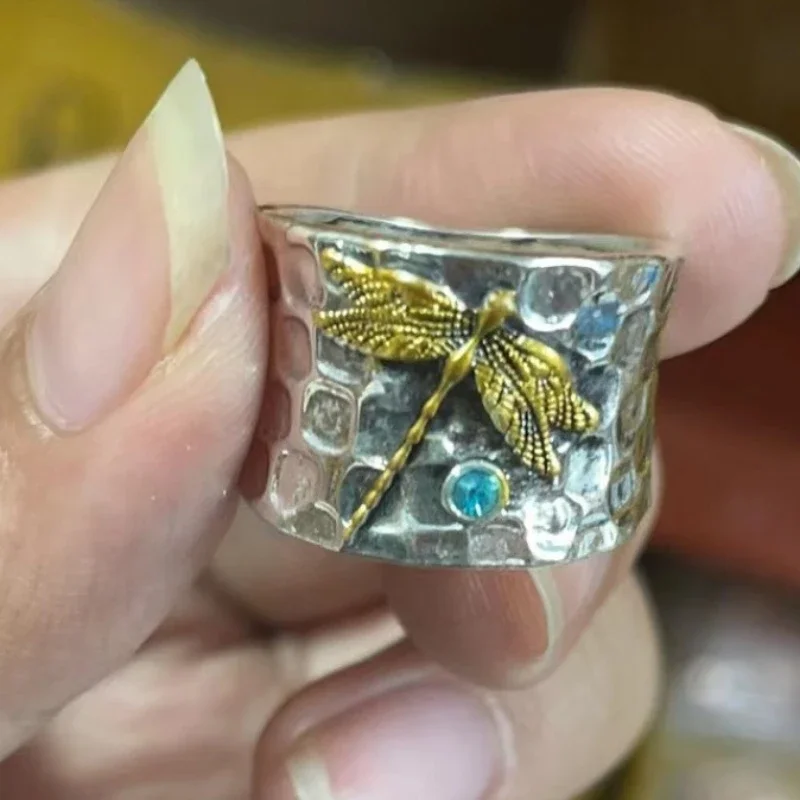 2026 New European and American Fashion Moonstone Ring, Women's Engagement and Wedding Commemorative Retro Jewelry