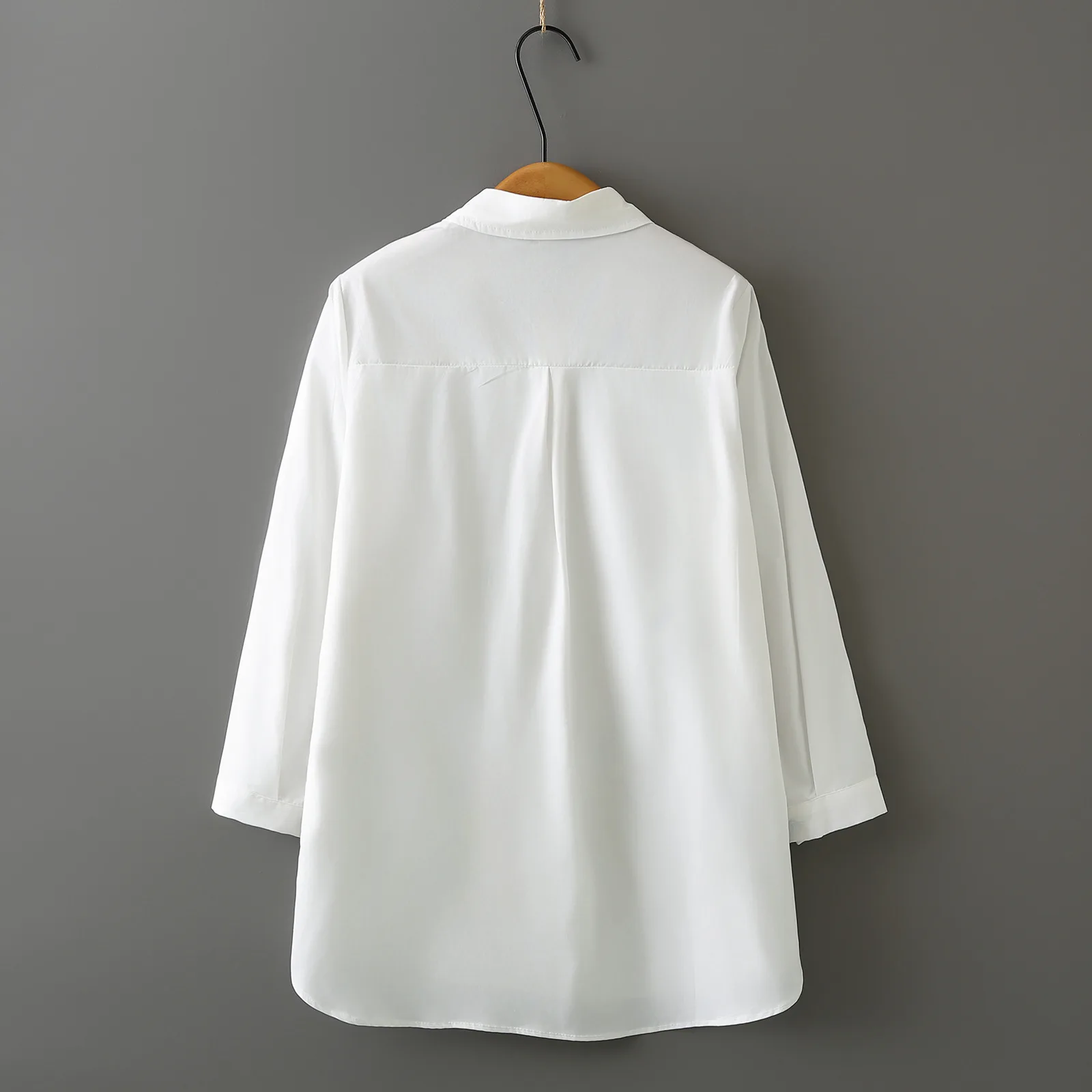 Plus Size Women's Blouses Autumn New mid-length Lapel Embroidered Flower Long Sleeve Cotton Shirt 5229