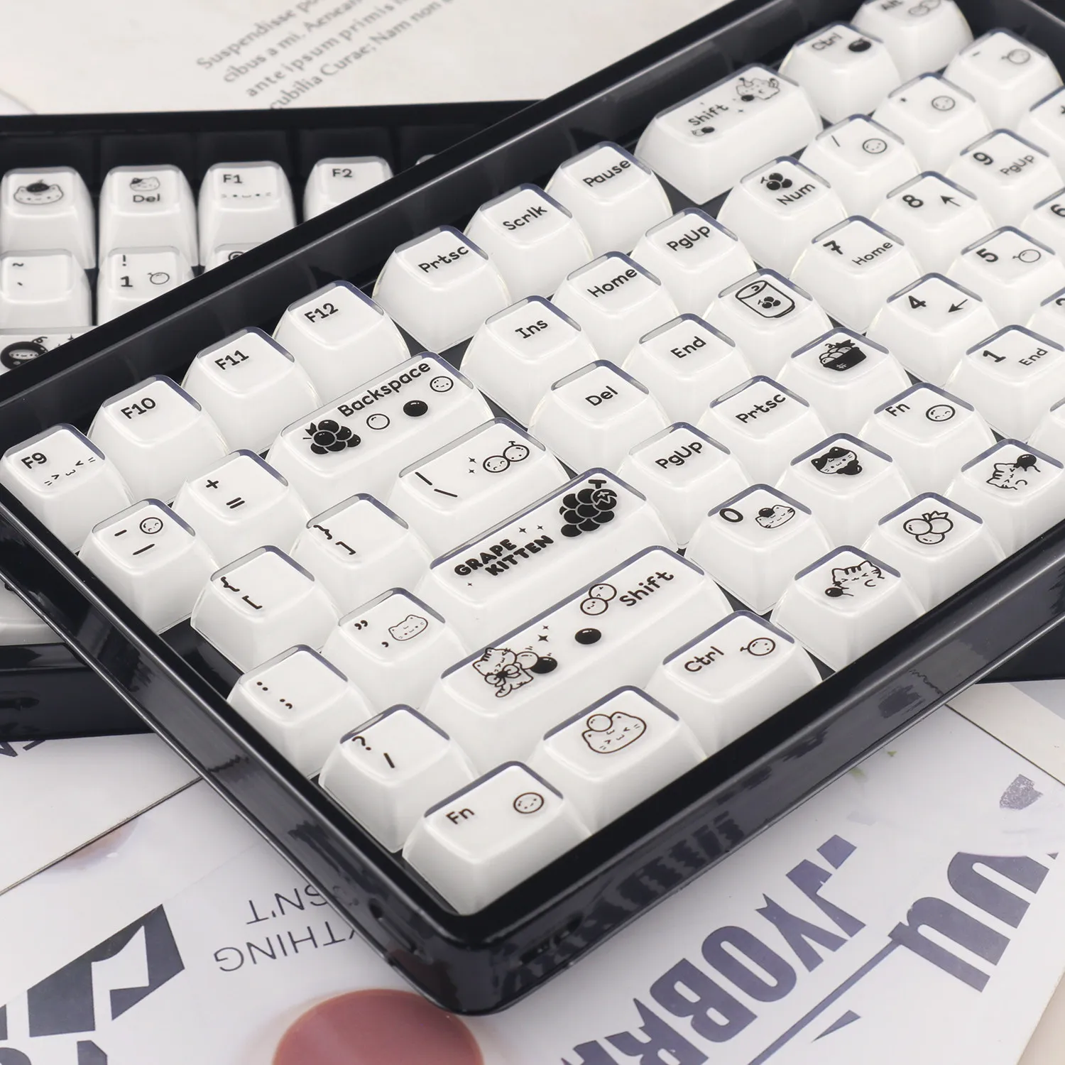 MAIMOOO Grape Cat Crystal Keycap MDA Profile PBT+PC White Translucent Jelly Texture Cute Kitten Keycaps for Mechanical Keyboard