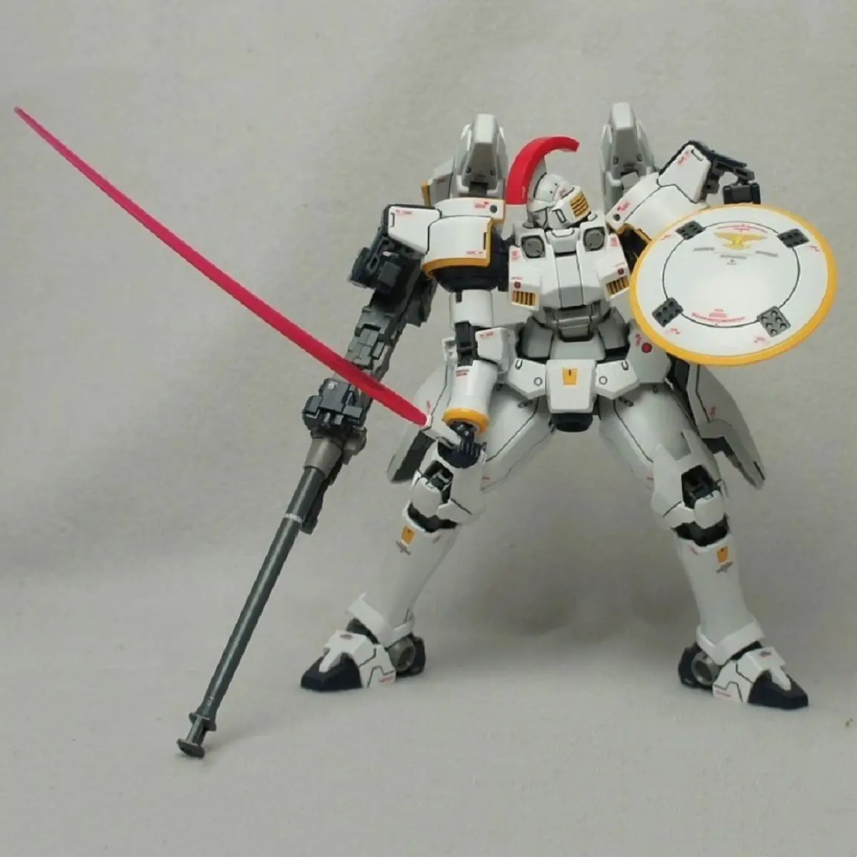 Nuevo en Stock Daban 6620 Mg 1/100 Kit de modelo de ensamblaje Tallgeese Oz-00ms figuras de acción Kits de modelos de plástico juguetes personalizados regalo
