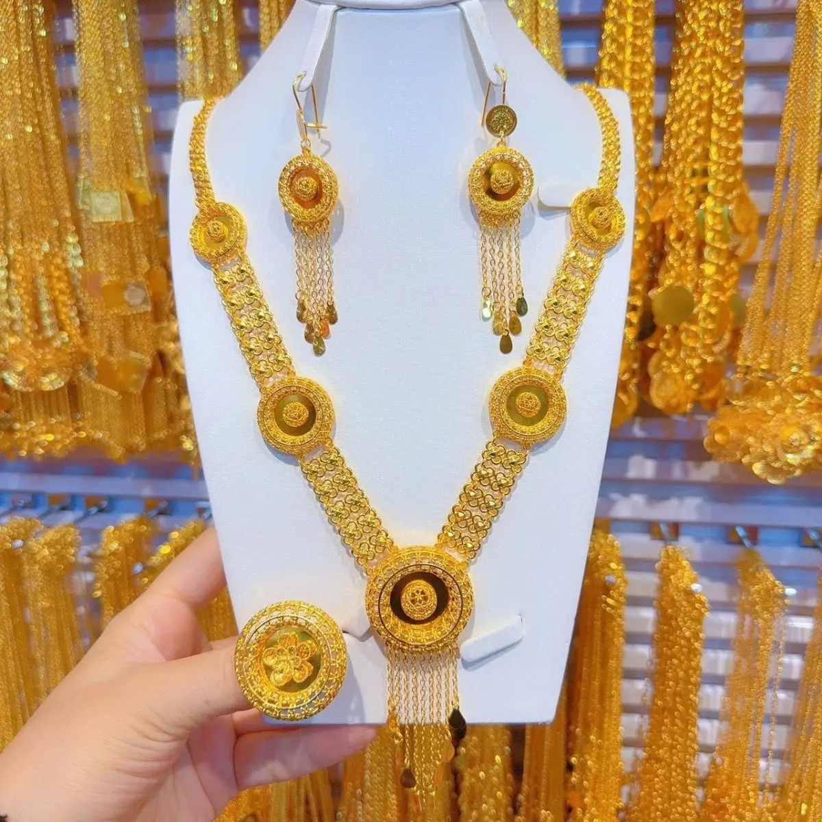

Dubai New 24K Gold Plated Necklace, Earrings, Rings, Romantic Party for Women, Gift for Mothers, Jewelry Set YY10557
