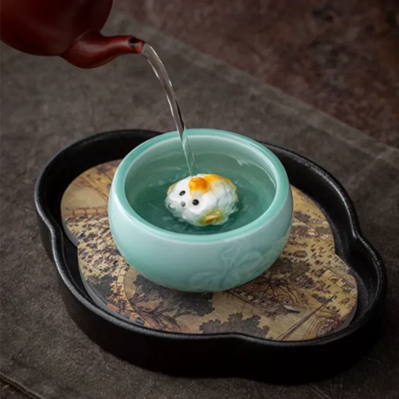 Creative Lovely Fish Ceramic Tea Pet Handmade Animal Statue Ornaments Tea Figurine Decoration Chinese Tea Set Decors Accessories