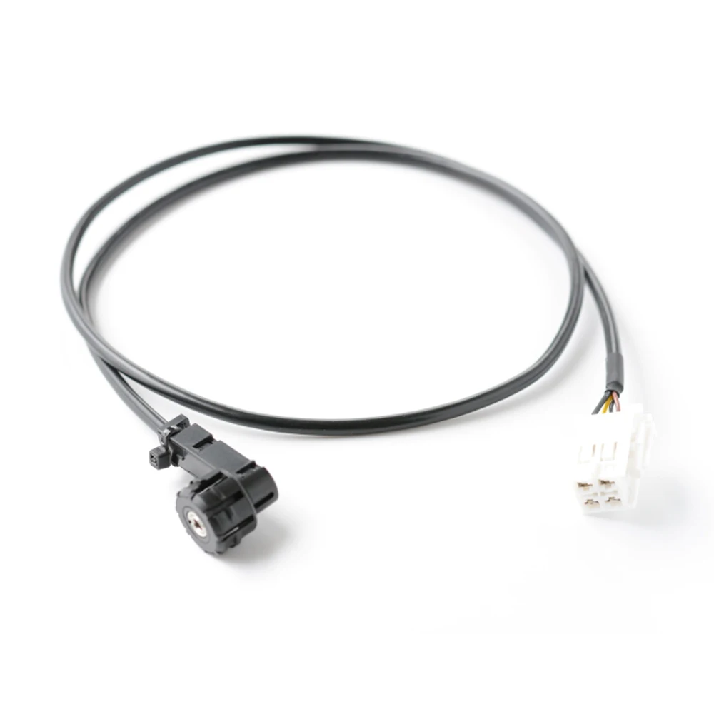 1PCS 3.5mm female Audio Music AUX Cable Input Adapter For Mercedes Benz W203 C Class W209 CLK A2034401808 Car Accessories
