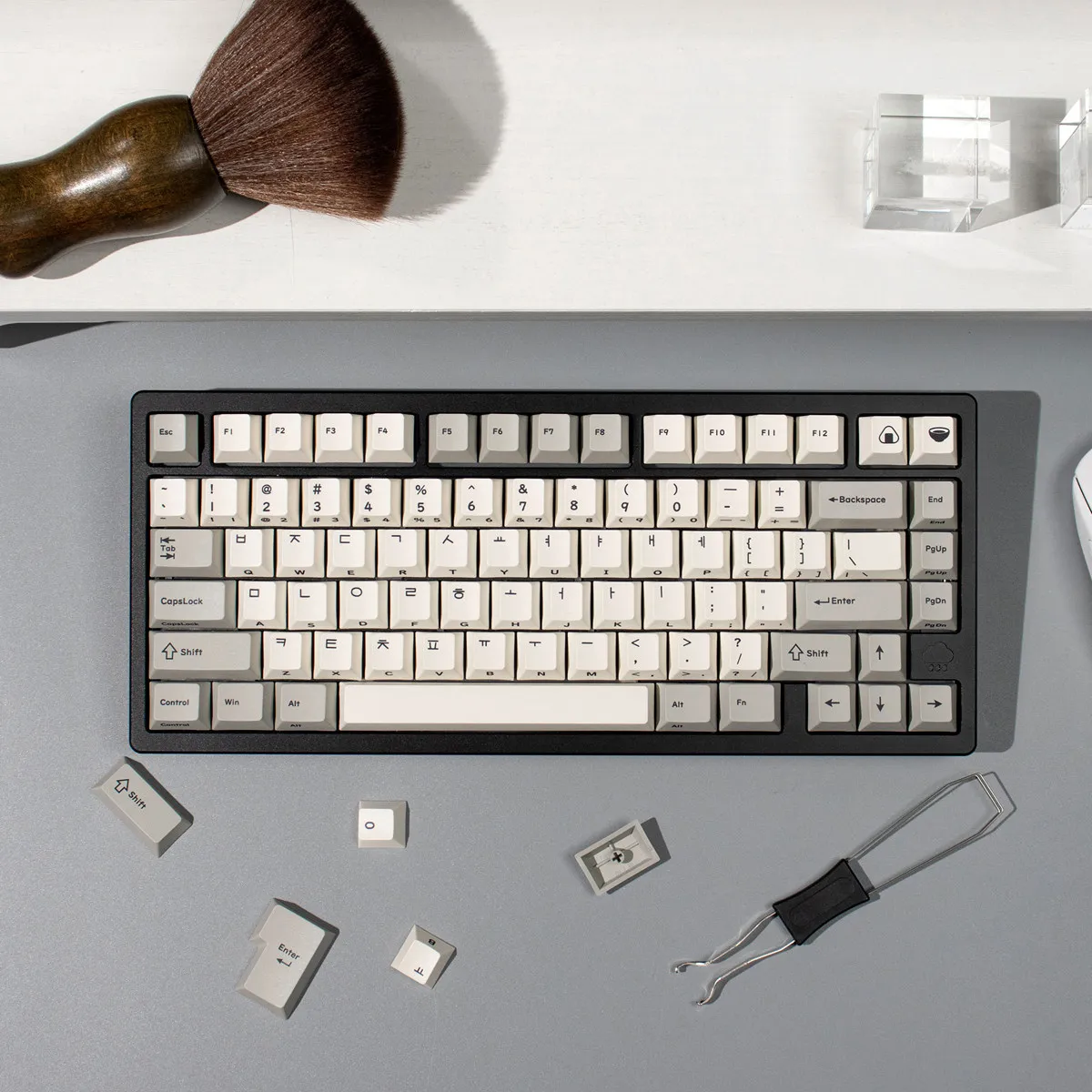 

144 keys Retro Korean Font keycaps Cherry Profile Dye-Sublimate PBT Keycap Sets For 61/64/87/96/104 MX Mechanical Keyboard