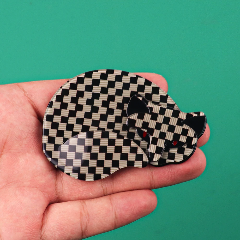 FishSheep Acrylic Fox Cat Brooch Women Resin Cute Animal Big Brooches Pins Jewelry Unisex Clothing Accessories Gifts