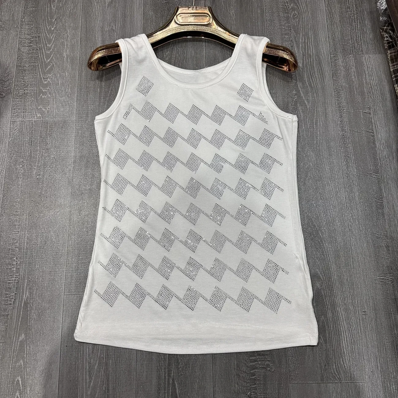 2025 New Women Diamond Undershirt Round Neck Sleeveless Top Summer Pplus Size Bottoming Heavy With Diamond Suspenders Women Vest