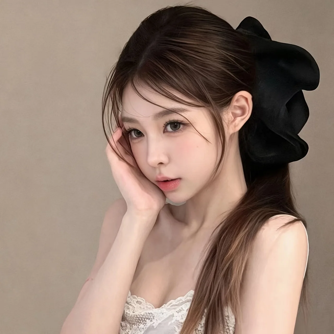 1Pc Elegant Tulle Cloud Flowing Floral Bud Hair Clip, New Fashion Style Back of Head Volume-Enhancing Banana Clip