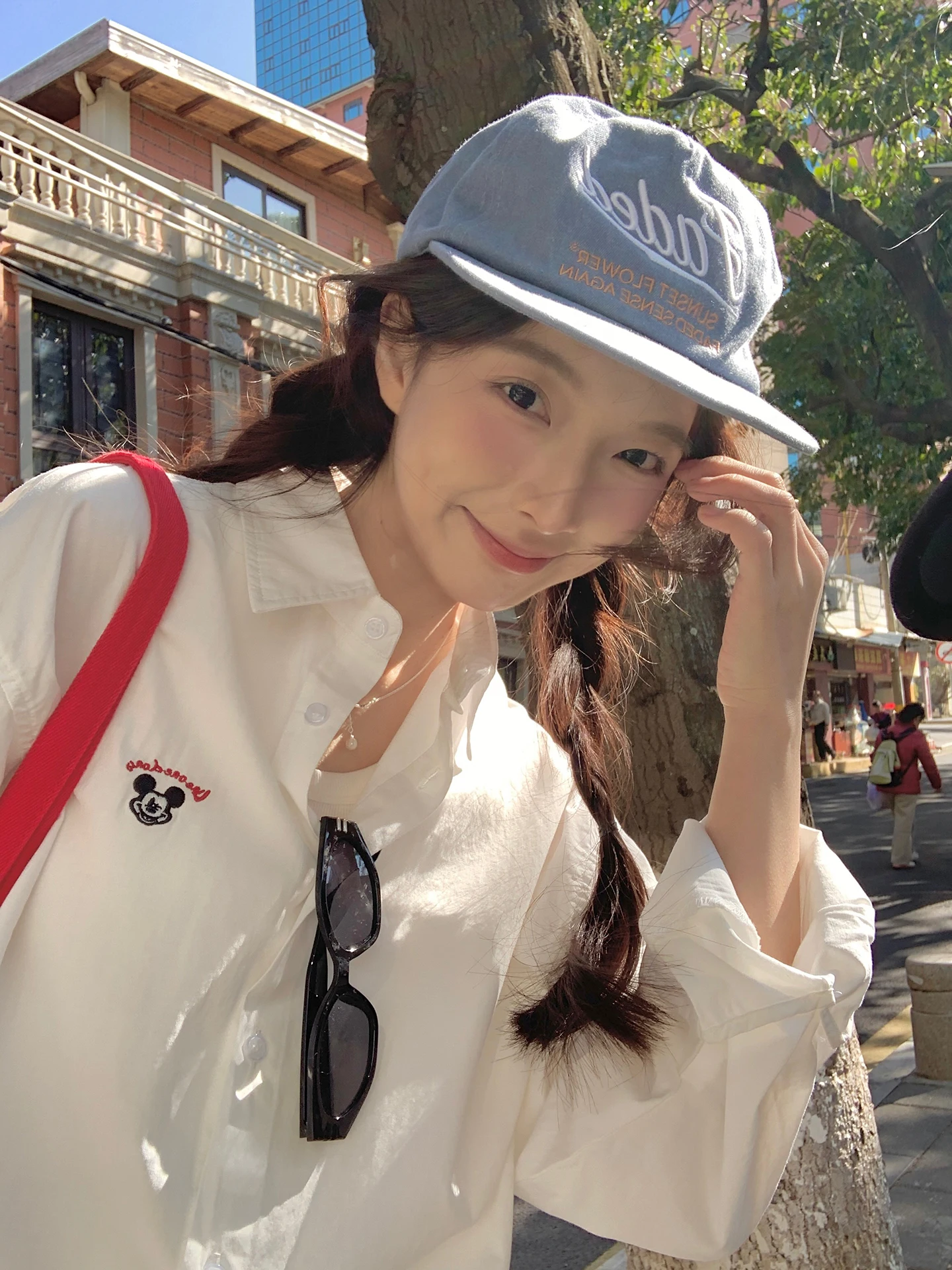 

White Embroidered Loose Women's Shirt Design Spring 2026 New Style Korean Style Cotton Long Sleeve Collar