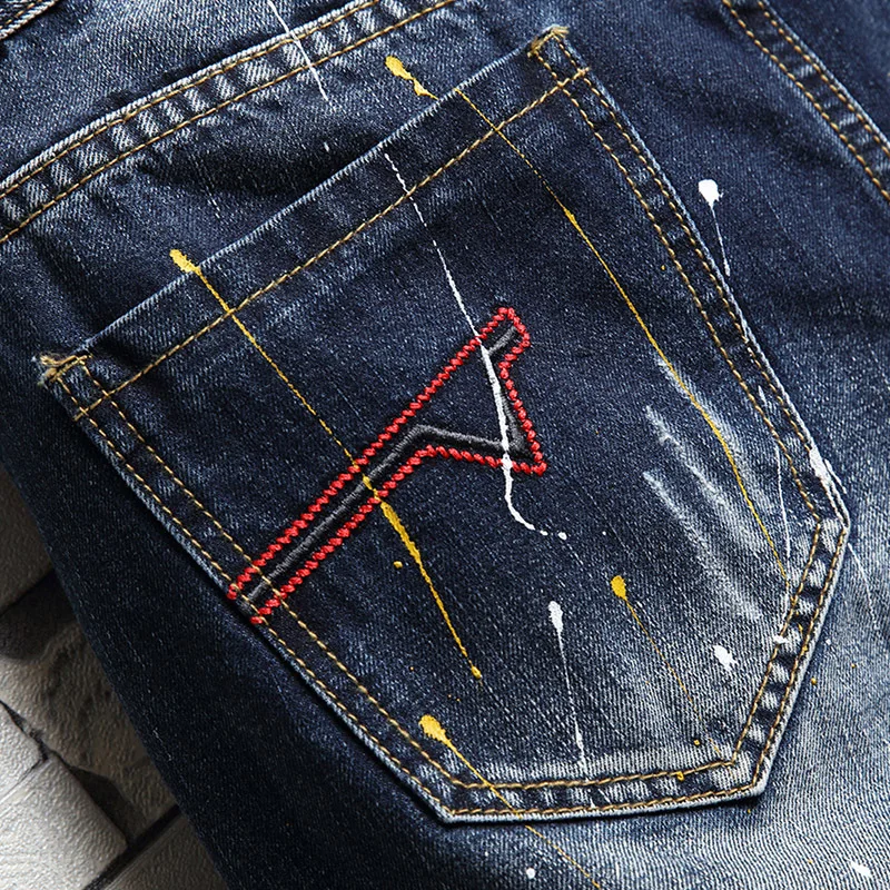 2024 Ripped Shorts Men's Summer Cool Motorcycle Fifth Pants Loose Large Size Denim Fifth Beggar Pants