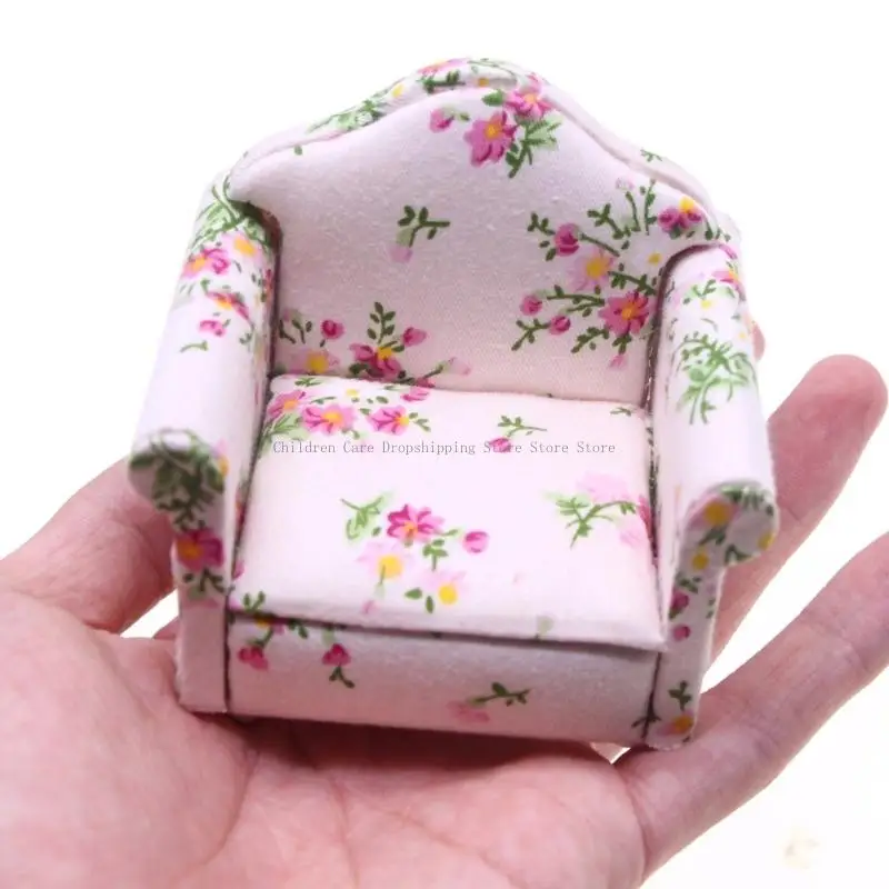 소형 나무 소파 1/12 인형 집 장식 꽃 패턴 디자인 싱글 소파 입상 장면 디스플레이 가구